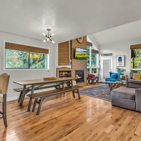 Modern 4Bd Minutes To Canyons Village